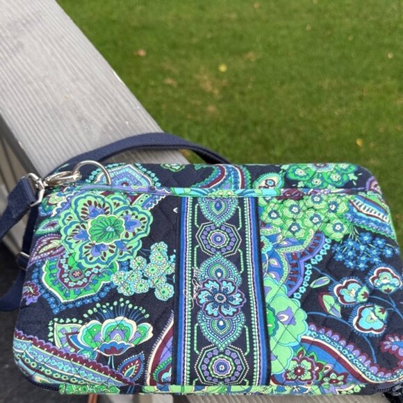 Vera Bradley*Retired* Blue Rhapsody Hard Shell Mini Tablet/10” Laptop Case (EUC) - Picture 3 of 11